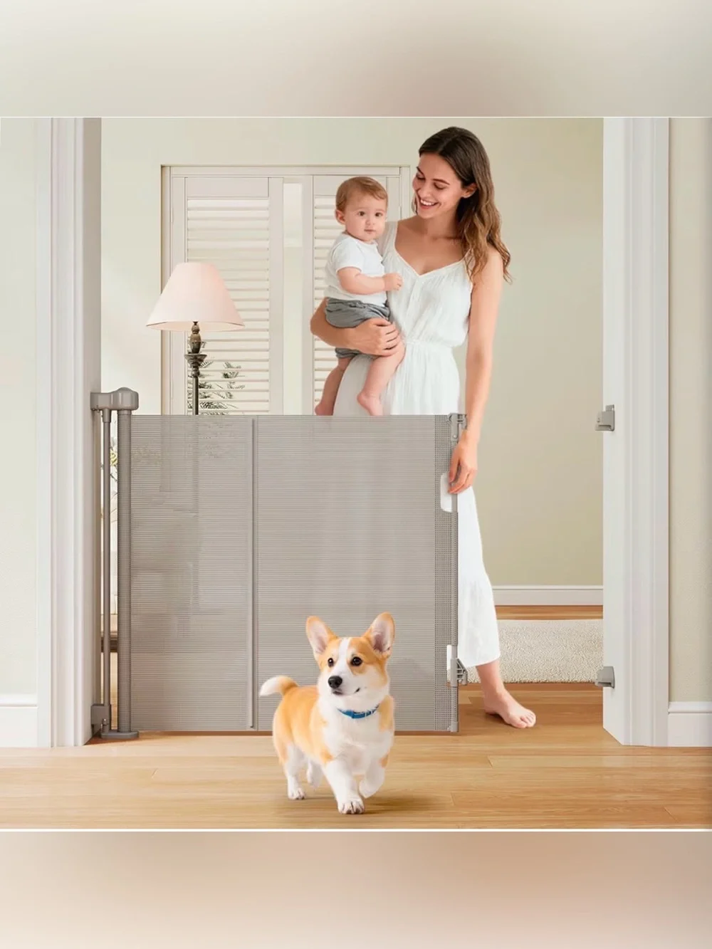 Retractable Pet Gate in Black